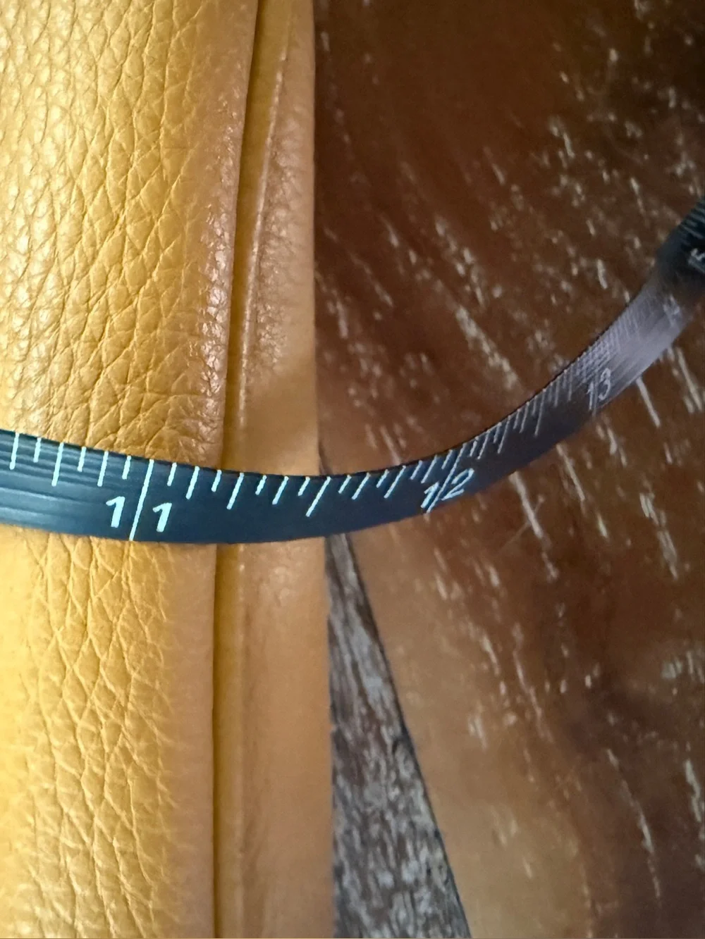 Tignanello Mustard Yellow Pebbled Leather Shopper Tote Bag Purse / EUC